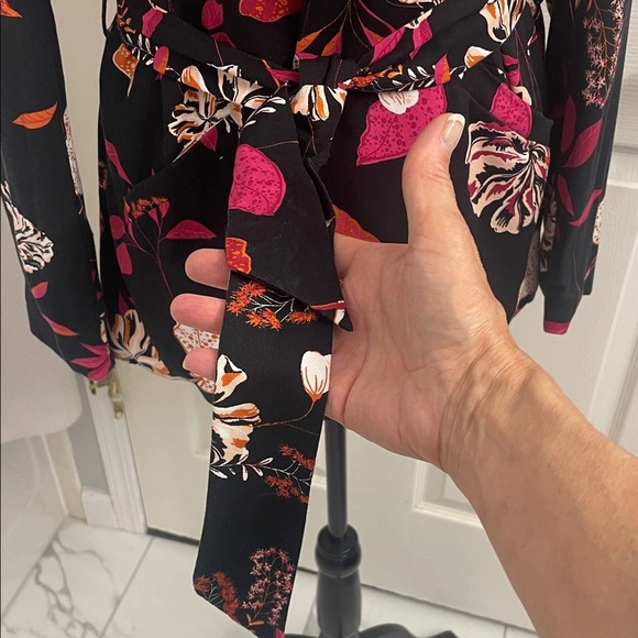 Yest Black Floral Jacket/Blazer Lightly Padded Shoulders Self Tie Belt Size 4 - Picture 7 of 14